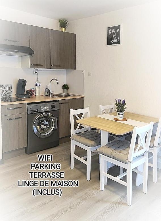 Charmant Studio Climatise 24 M2 Terrasse A 100M De La Plage Сен-Мандрие-сюр-Мер Экстерьер фото